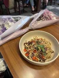 Indulge in Culinary Delights and Cozy Vibes