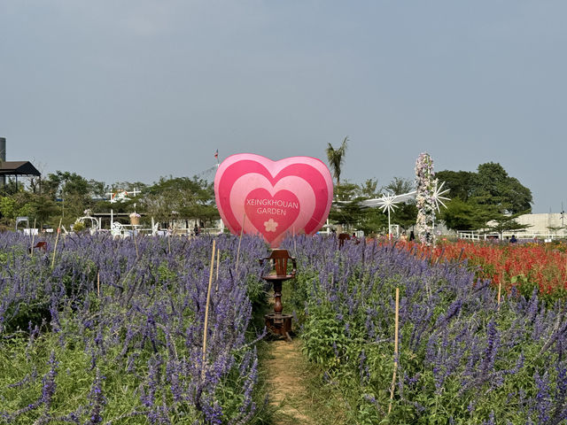 Ban Xiengkhouan Garden