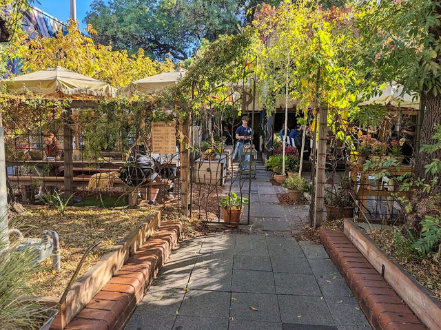 Peter Rabbit Cafe