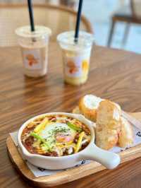 Aesthetic Cafe