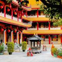 臺北天后宮：古老廟宇，適合朝拜和欣賞