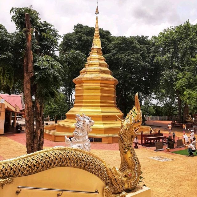 วัดพระธาตุดอยจอมทอง ที่ตั้งเสาสะดือเมือง 108 หลัก
