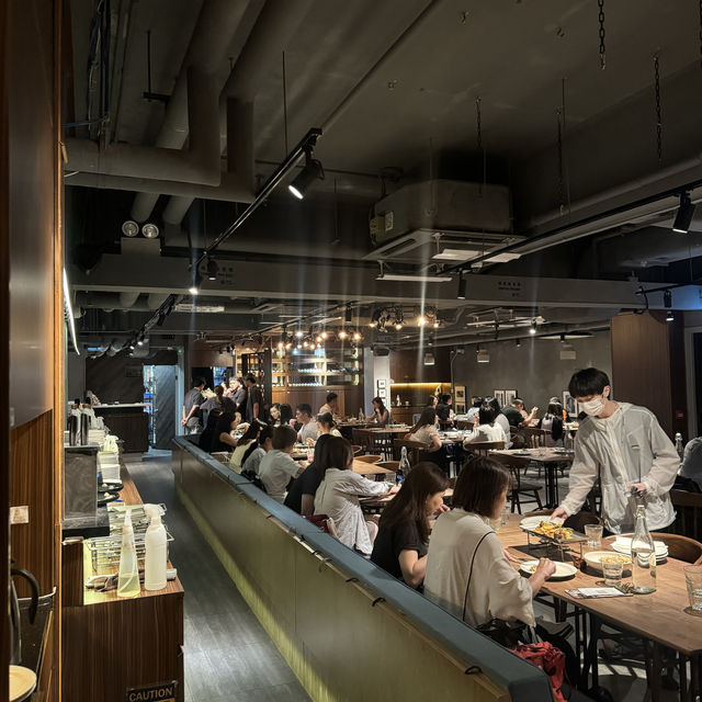 NATA Steak。 Wine & Cocktail。優惠價：炸芝士$58，Baileys咖啡$50