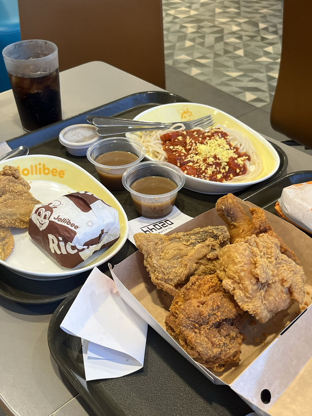 필리핀하면 빠질 수 없는 패스트푸드 맛집, 졸리비