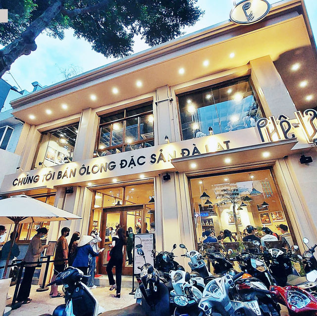 Ho Chi Minh City: A Bustling Urban Adventure 🇻🇳