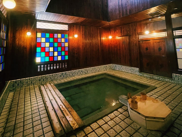 Kosoyu public bathhouse 山代温泉 総湯