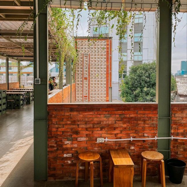 HUS BREW | COFFEE SHOP WITH CITY VIEW in TEBET