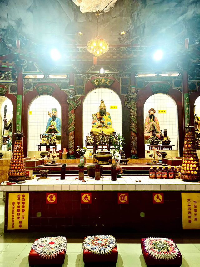 Mysterious Temple In Ipoh That You Must Visit🇲🇾✨