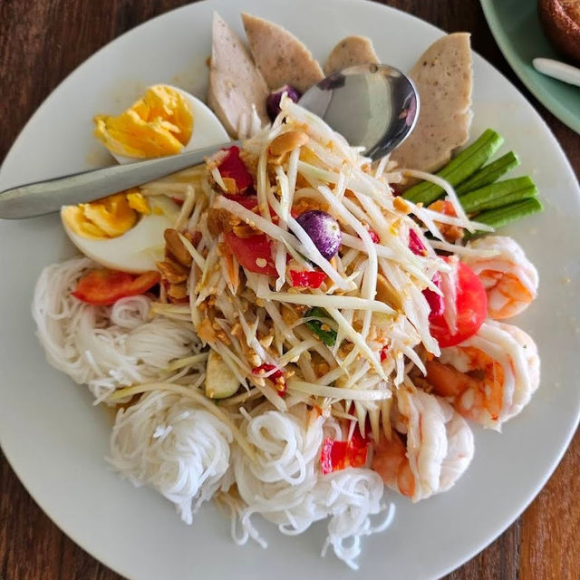 บ้านป้อมเพชร 