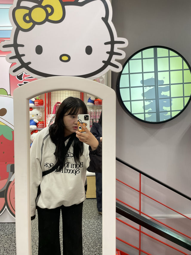 산리오 더쿠라면 무조건! “Sanrio Gift Gate”🍎🩵