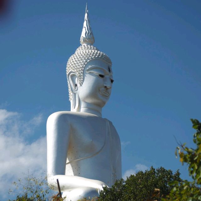 วัดรอยพระพุทธบาทภูมโนรมย์ มุกดาหาร