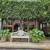 📌🏡🌷 บ้าน ๑,๐๐๐ ไม้ cafe & farm