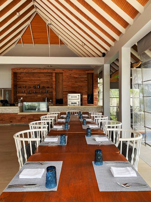 Can you find the Jade here in Maldives 🥘🍝🍜