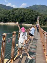 가볍게 산책하기 좋은 뷰 명당 장소 ‘마장호수 출렁다리’