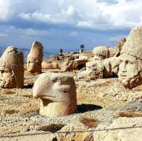 **🌄 Discover the Majesty of Mount Nemrut! 🇹🇷**