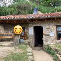 독일 에 있는 동굴주거지 Höhlenwohnung an der Altenburg