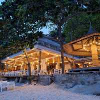 นอนชิลล์ริมหาดแสนสงบบนเกาะเต่า😍🏖