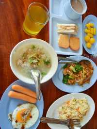 พาเด็กๆเล่นน้ำ ที่เฟื่องฟ้าแสงมณีรีสอร์ตแก่นกระจาน