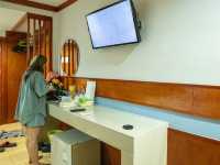 T.W.Seaview Hotel ท่าศาลา ที่พักดีราคาถูก