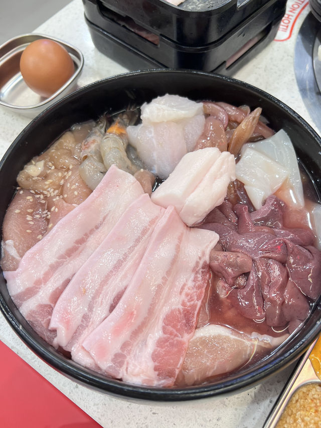ร้านหมูกระทะเปิดใหม่บนดาดฟ้า‼️