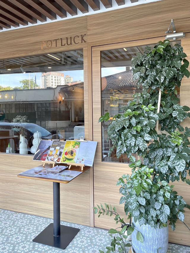 尖沙咀木系文青風cafe-Potluck Eatery