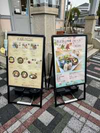 景観重要建造物にも指定されている大正ロマン館。