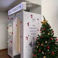 คาเฟ่ตีมคริสต์มาส : Unbirthday cafe
