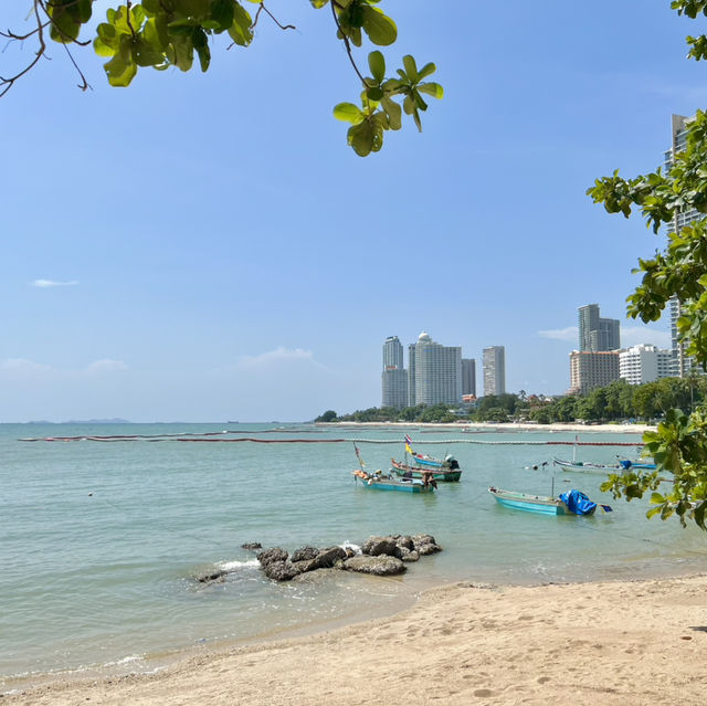 หาดลับ นาเกลือ18 ชลบุรี
