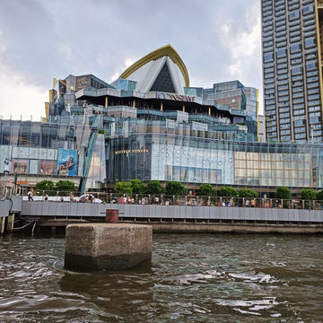 Solo Trip: A Solo Traveler’s Peaceful Escape in Wat Arun Solo Trip: A Solo Traveler’s Peaceful Escape in Wat Arun