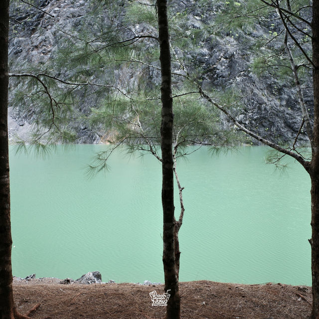 เหมืองหินถ้ำทองหลาง