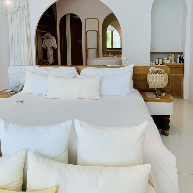 Summer Vacation Indulge in Luxury at Sala Samui, Thailand