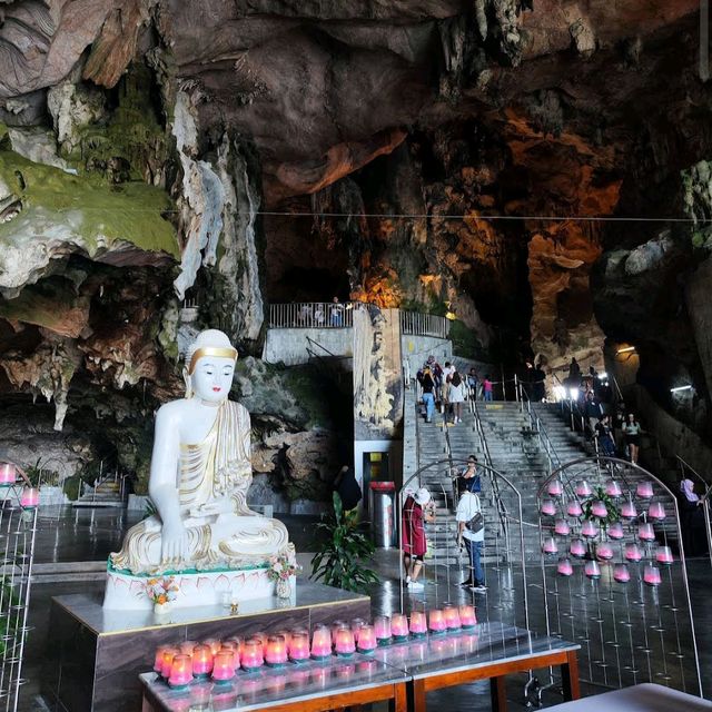 Kek Lok Tong Cave Temple and Zen Gardens