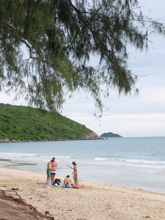 หาดนางรอง หาดทรายขาวๆใกล้กรุงเทพฯ