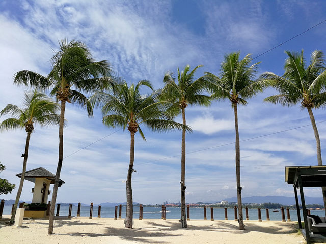 A Day in Paradise: Discovering the Scenic Beauty of Shangri-La Tanjung Aru