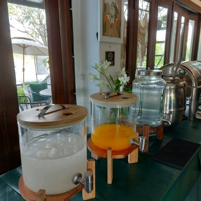 ที่พักสไตล์ล้านนา Lanna Art Deer Resort Chiang Mai
