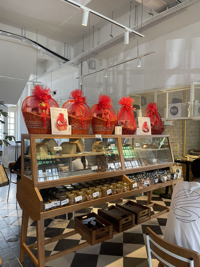 Kenny Hills Bakers: A Slice of Bakery Heaven in Penang 🥐☕