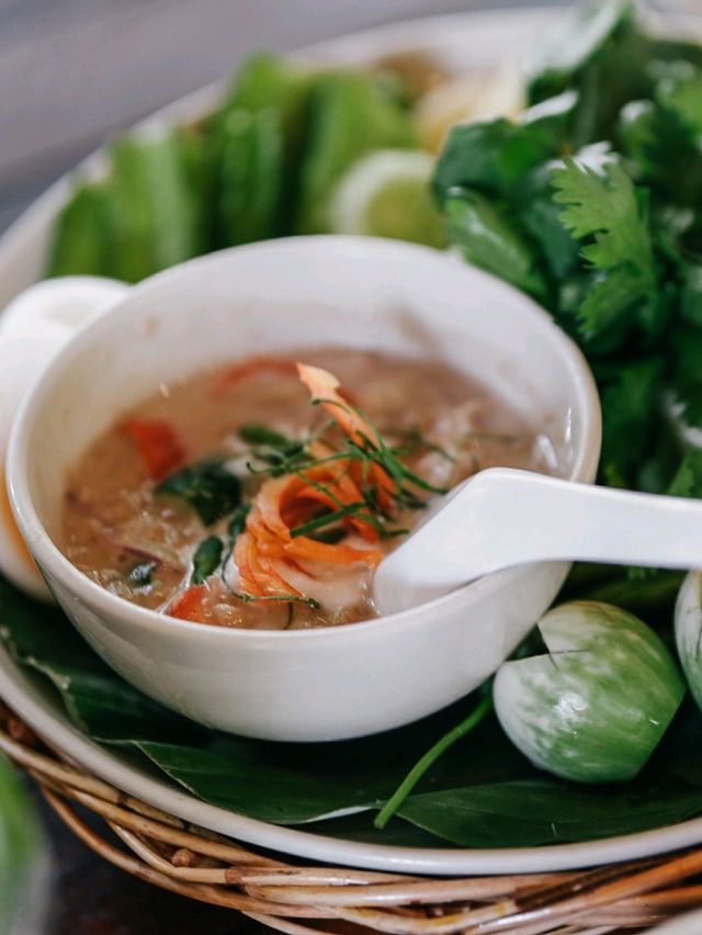 ร้านอาหารงานดีวิวจึ้งปึ้งที่กาญจนบุรี