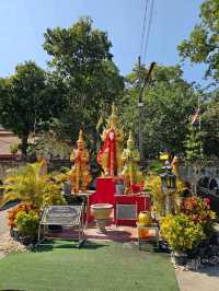 วัดแม่นางปลื้ม: สถาปัตยกรรมโบราณที่ยังคงงดงาม