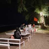 SEASIDE DINING AT SAND'S BEACH CAFE, PANTAI BALOK