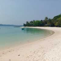 อยากพักใจอยู่กับคนรักให้ไป“เกาะหมาก” 🏝️🩵