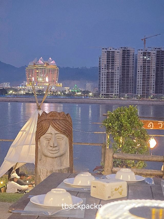 Dinner วันแรกที่เชียงแสน Chill Du View 🏠🛖🌊