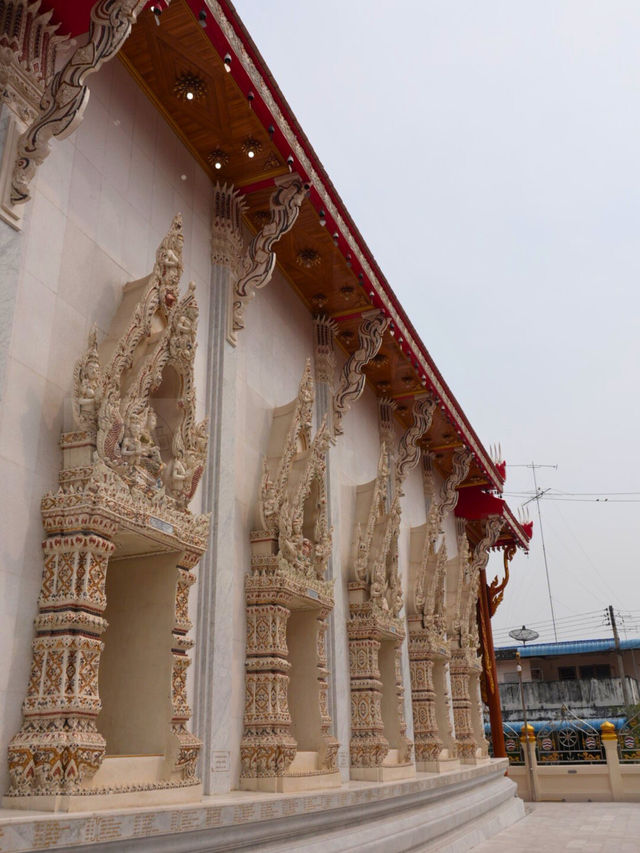 🤩 วัดข่อย ความสวยที่มีเอกลักษณ์