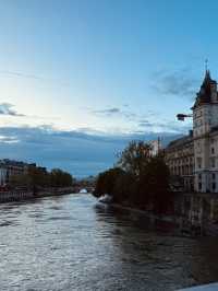 Breathtaking Views Along the Seine River in Paris