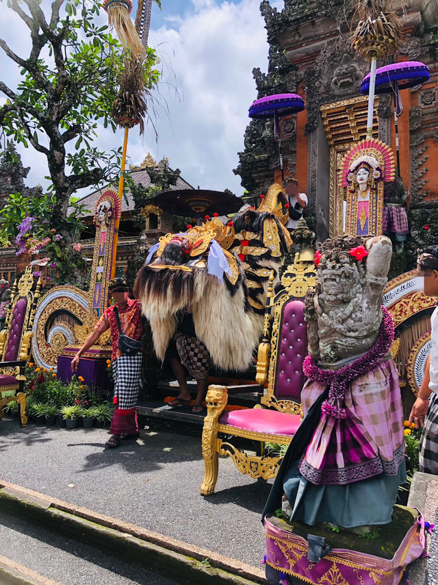 【バリ島】サラスワティ寺院 観光ガイド