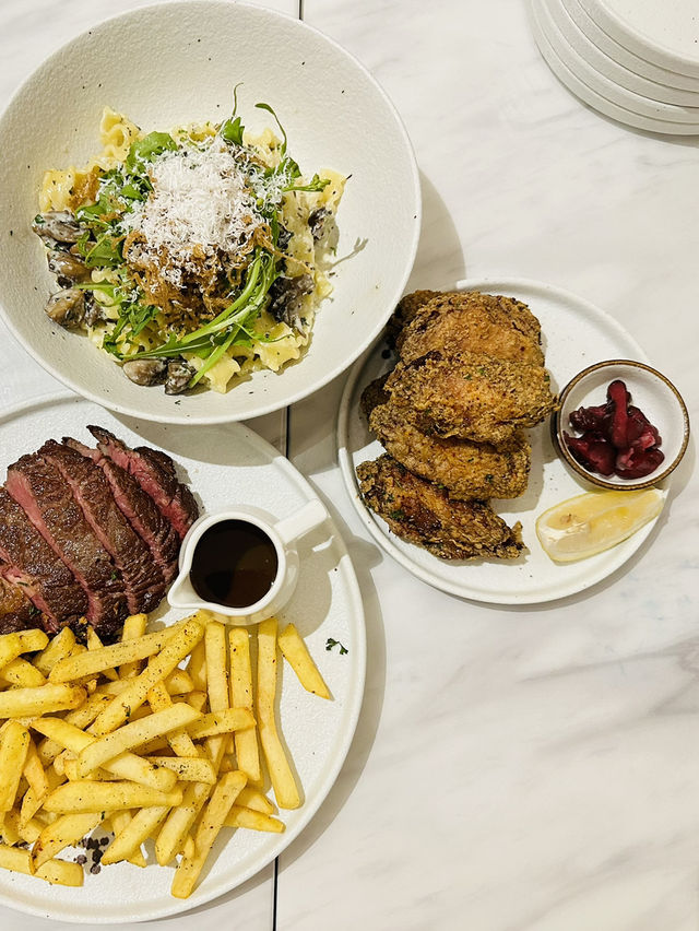 💥European-Retro💥Themed Café in Town〖MacPherson〗