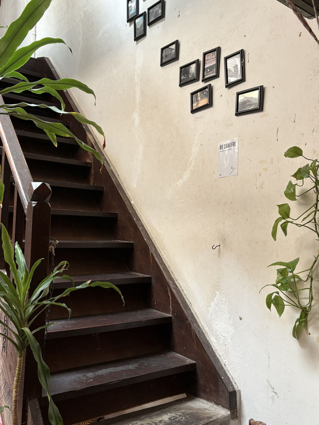 The Daily Fix Cafe in Melaka, Offers Nostalgic Ambiance with Vintage Decor