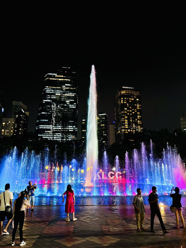 “KLCC Park: A Green Haven Beneath the Skyline”
