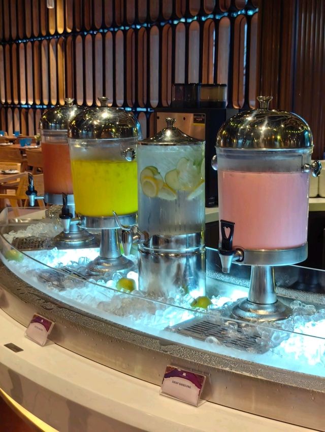Fairway Coffee House, Cozy & Stylish Spot for Local & International Dishes