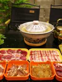 สี่วาแคมป์ หมูกระทะ & ชาบู  