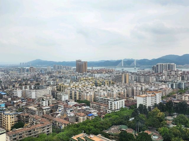 🍵【肇慶・星湖大酒店旋轉餐廳】  